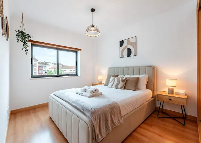 Refugio Do Viajante * Torre da Marinha